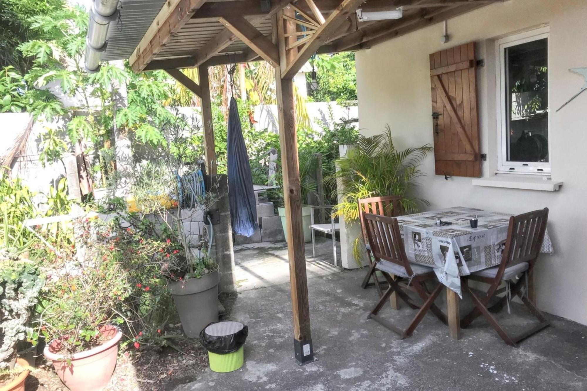 Maison Charmante A Bras-Panon Avec Piscine Et Jardin Exterior foto