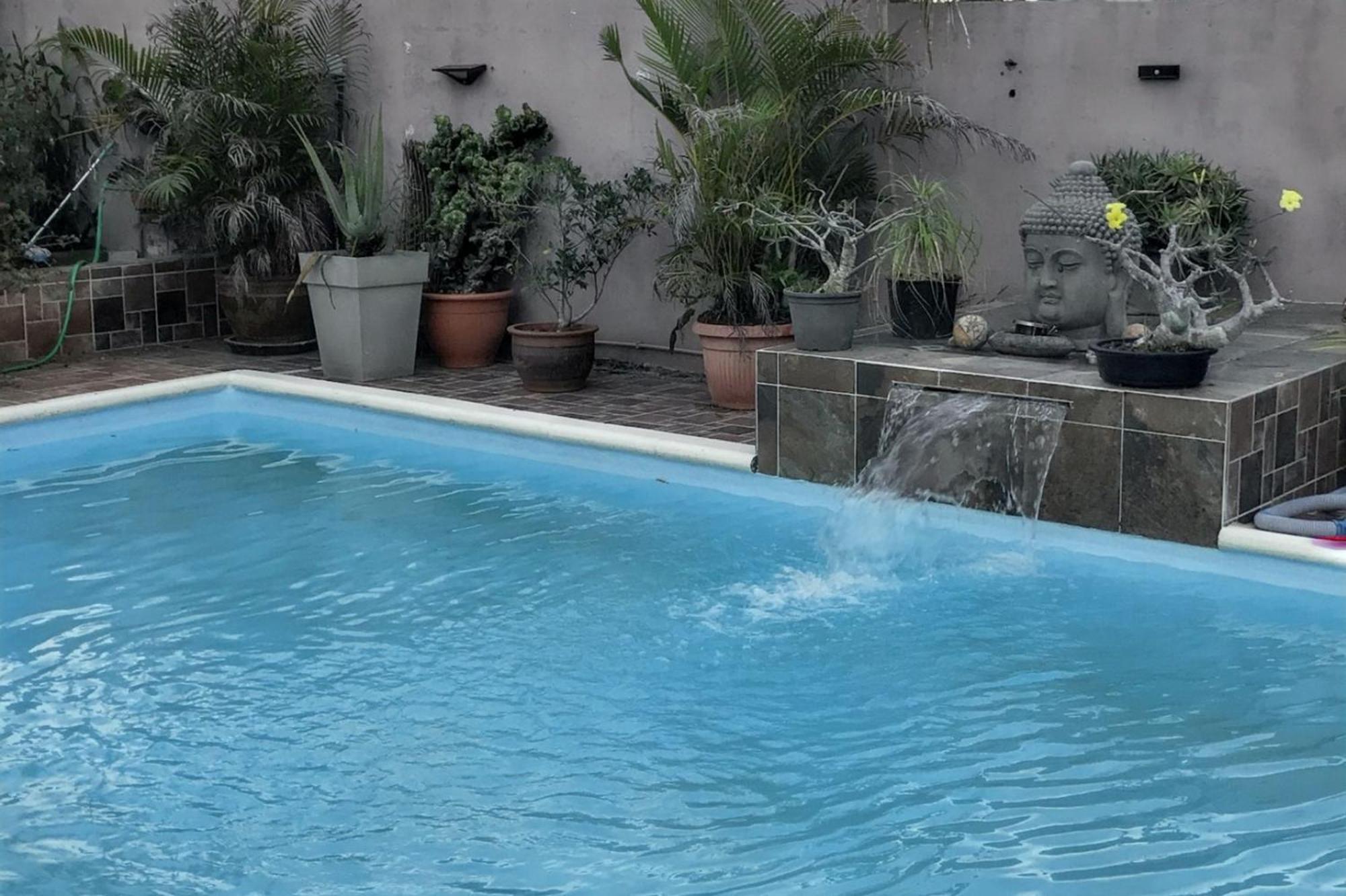 Maison Charmante A Bras-Panon Avec Piscine Et Jardin Exterior foto